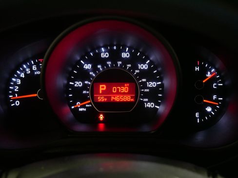 Used 2015 Kia Soul FWD image 21