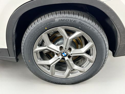 Used 2024 BMW X3 sDrive30i w/ Convenience Package RWD image 11