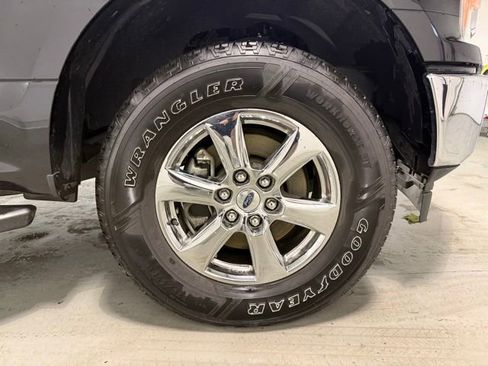 Used 2019 Ford F150 XLT w/ Equipment Group 302A Luxury AWD/4WD image 29