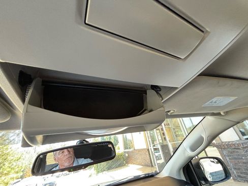 Used 2016 Dodge Grand Caravan American Value Package w/ UConnect Hands-Free Group FWD image 30