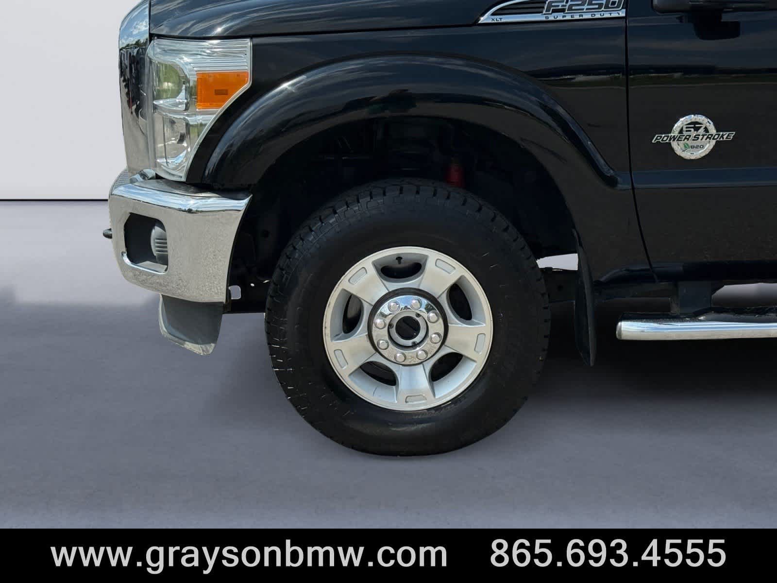 Used 2016 Ford F250 XLT w/ XLT Value Package AWD/4WD image 9