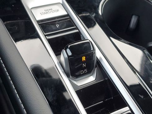 New 2026 Volkswagen Atlas Cross Sport SE FWD image 30