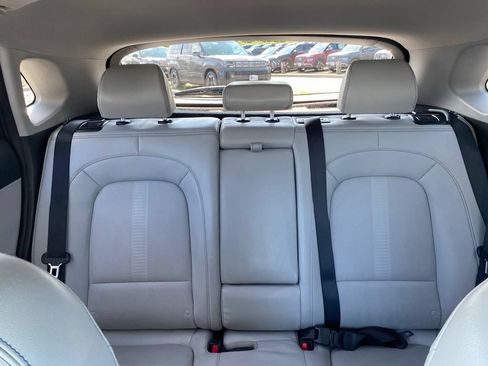 Used 2023 Hyundai Kona Limited w/ Cargo Package FWD image 17