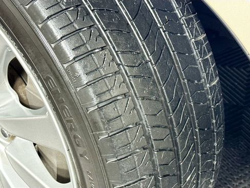 Used 2012 Lexus LS 460 w/ Comfort Pkg image 40