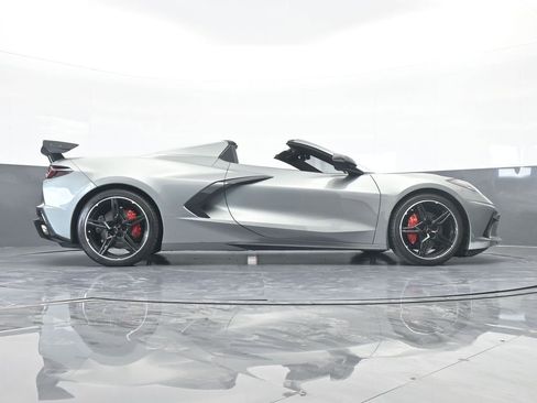 Used 2023 Chevrolet Corvette Stingray Convertible w/ 1LT image 63