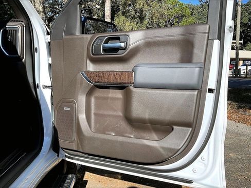 Used 2022 GMC Sierra 1500 Denali w/ Denali Reserve Package image 25