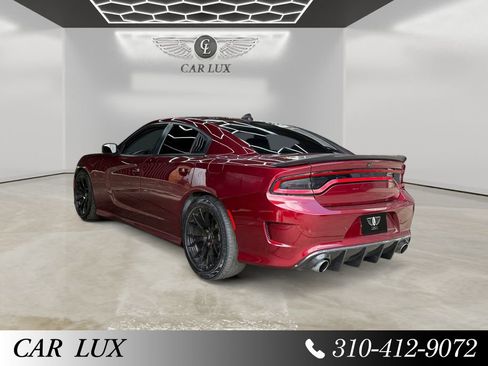 Used 2020 Dodge Charger Scat Pack RWD image 3
