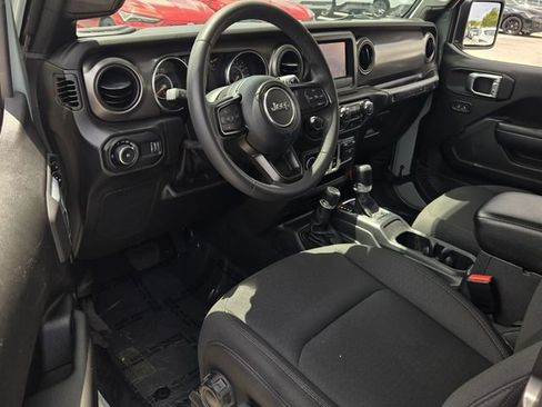 Used 2023 Jeep Wrangler Sport AWD/4WD image 11