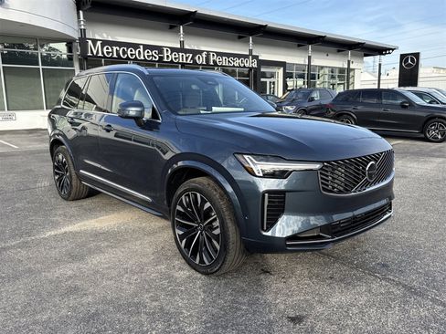 New 2026 Volvo XC90 T8 Ultra w/ Protection Package Premier AWD/4WD image 7