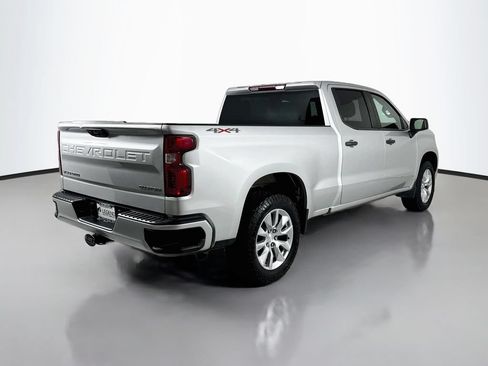 Used 2022 Chevrolet Silverado 1500 Custom AWD/4WD image 5