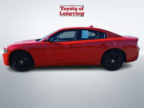 Used 2023 Dodge Charger SXT image 4