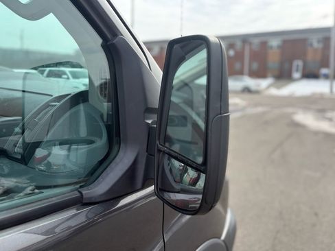 Used 2017 Ford Transit 250 130 Low Roof image 21