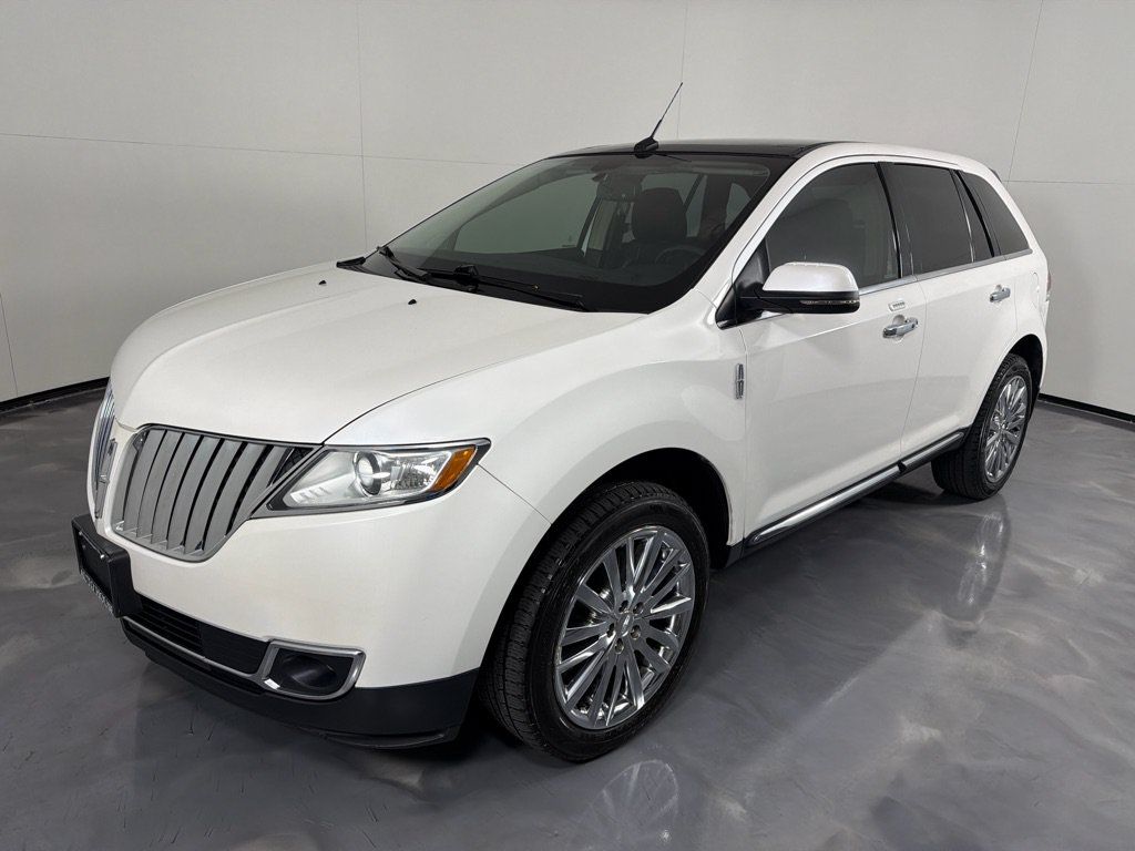 Used 2013 Lincoln MKX AWD image 9
