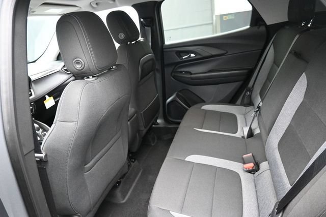 New 2026 Chevrolet TrailBlazer LT w/ Convenience Package FWD image 9