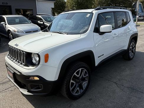 Used 2018 Jeep Renegade Latitude w/ Cold Weather Group image 2