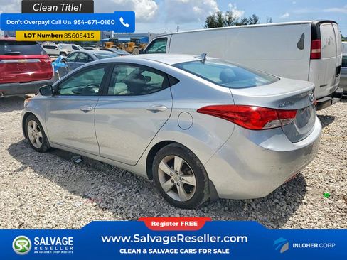 Used 2013 Hyundai Elantra GLS w/ Preferred Pkg FWD image 3