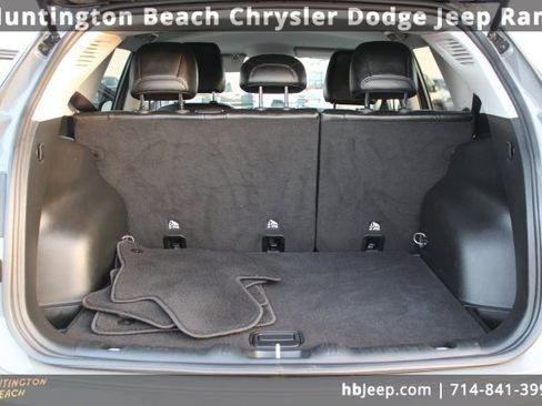 Used 2022 Jeep Compass Limited image 39