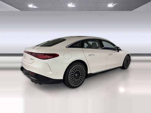 Certified 2023 Mercedes-Benz EQS 580 4MATIC Sedan image 9