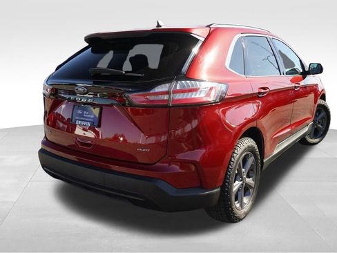 Used 2022 Ford Edge SEL w/ Sport Appearance Package image 5