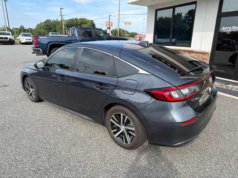 Used 2024 Honda Civic LX image 6