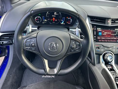 Used 2017 Acura NSX AWD/4WD image 13