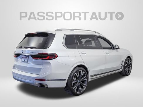 Certified 2023 BMW X7 xDrive40i w/ Premium Package AWD/4WD image 7