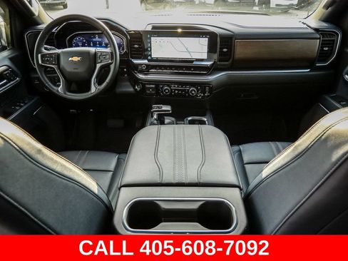 Used 2024 Chevrolet Silverado 1500 High Country w/ High Country Premium Package AWD/4WD image 31