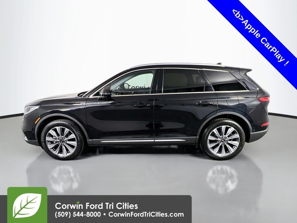 Used 2022 Lincoln Corsair Reserve w/ Equipment Group 201A AWD/4WD image 6