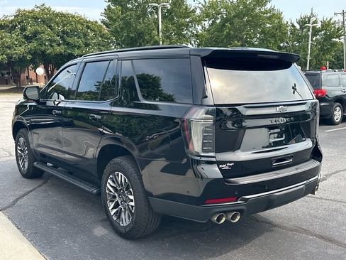Used 2026 Chevrolet Tahoe Z71 w/ Z71 Off-Road Package AWD/4WD image 6
