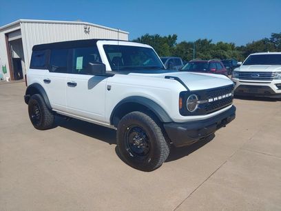 New 2026 Ford Bronco Big Bend w/ Black Appearance Package