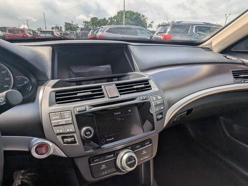 Used 2015 Honda Crosstour EX-L image 14