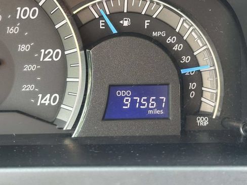 Used 2014 Toyota Camry SE FWD image 27