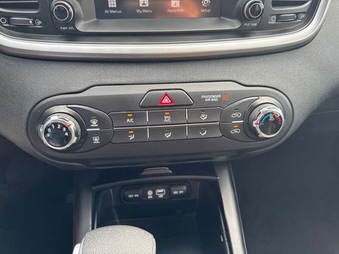 Used 2019 Kia Sorento L FWD image 8