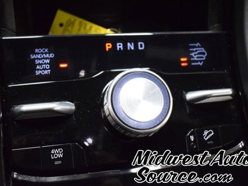 Used 2024 Jeep Grand Cherokee Summit image 24