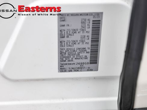 Used 2023 Nissan Pathfinder Platinum AWD/4WD image 38