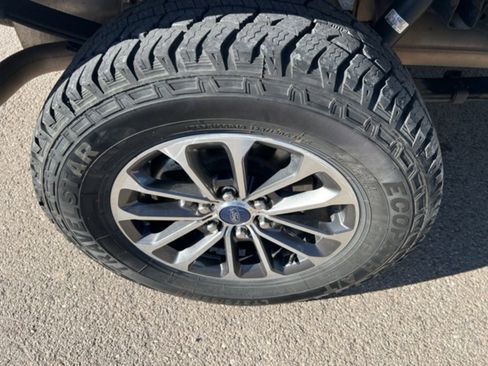 Used 2019 Ford F150 XLT w/ Equipment Group 302A Luxury image 13