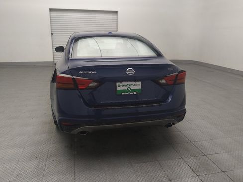Used 2020 Nissan Altima 2.5 SR FWD image 6