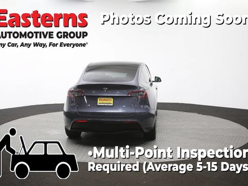 Used 2022 Tesla Model Y Long Range AWD/4WD image 34