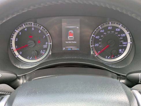 Used 2022 Toyota Highlander LE FWD image 33