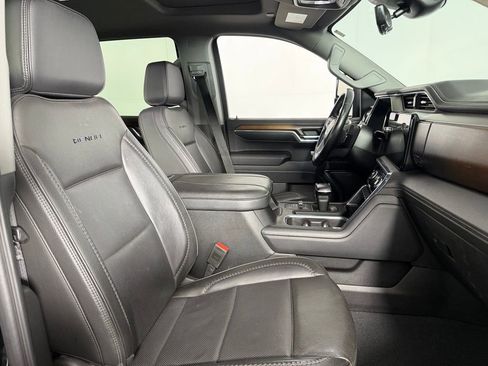 Used 2024 GMC Sierra 1500 Denali AWD/4WD image 29