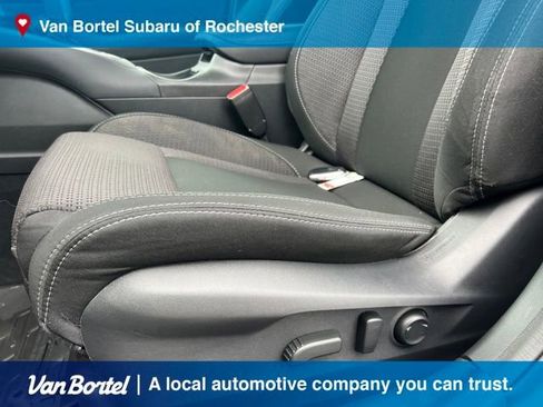 Used 2023 Subaru Outback Premium image 15