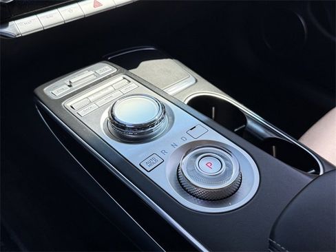 Used 2023 Genesis GV70 2.5T image 14