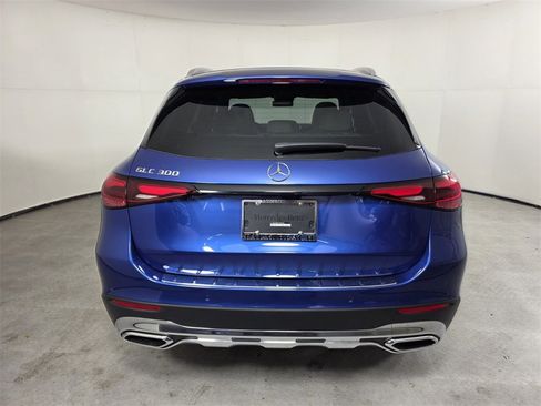 New 2026 Mercedes-Benz GLC 300 image 5