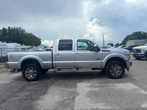 Used 2016 Ford F250 Lariat w/ Chrome Package AWD/4WD image 4
