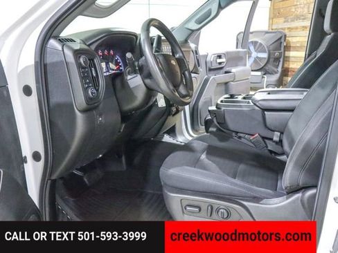 Used 2022 Chevrolet Silverado 2500 Custom w/ Custom Value Package image 10