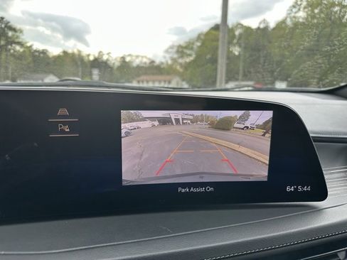 Used 2024 Cadillac XT4 Premium Luxury image 28