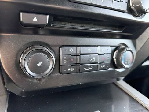 Used 2018 Ford F150 Raptor w/ Equipment Group 801A Mid image 21