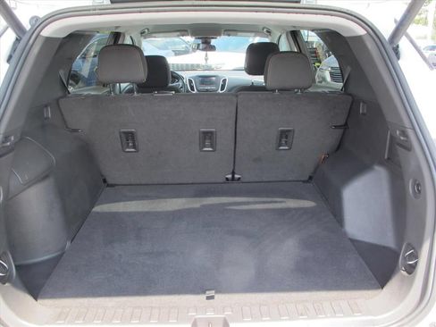 Used 2022 Chevrolet Equinox LT FWD image 17