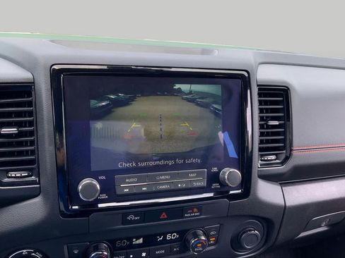 Used 2024 Nissan Frontier PRO-4X w/ Technology Package AWD/4WD image 29