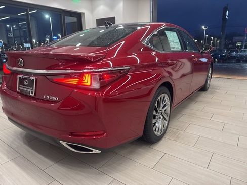 New 2025 Lexus ES 350 Luxury image 8